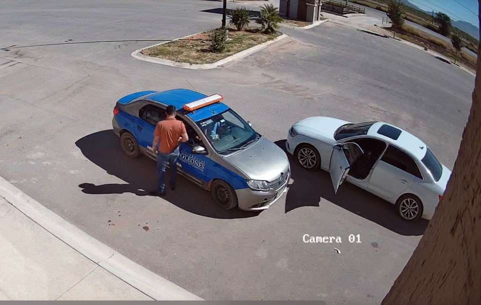 [Cansados y con miedo]