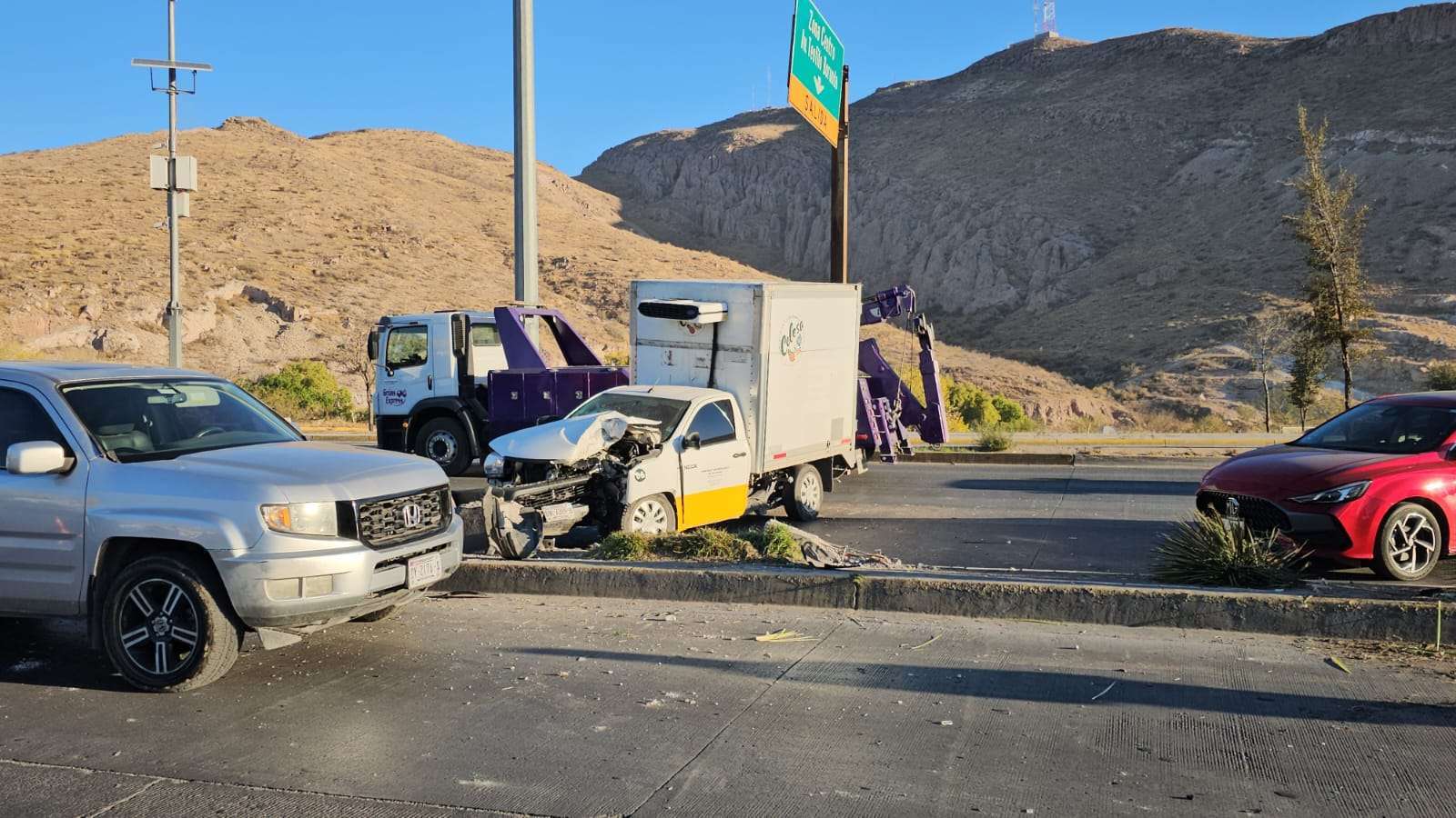 Identifican a conductor que falleció en el periférico Lombardo Toledano