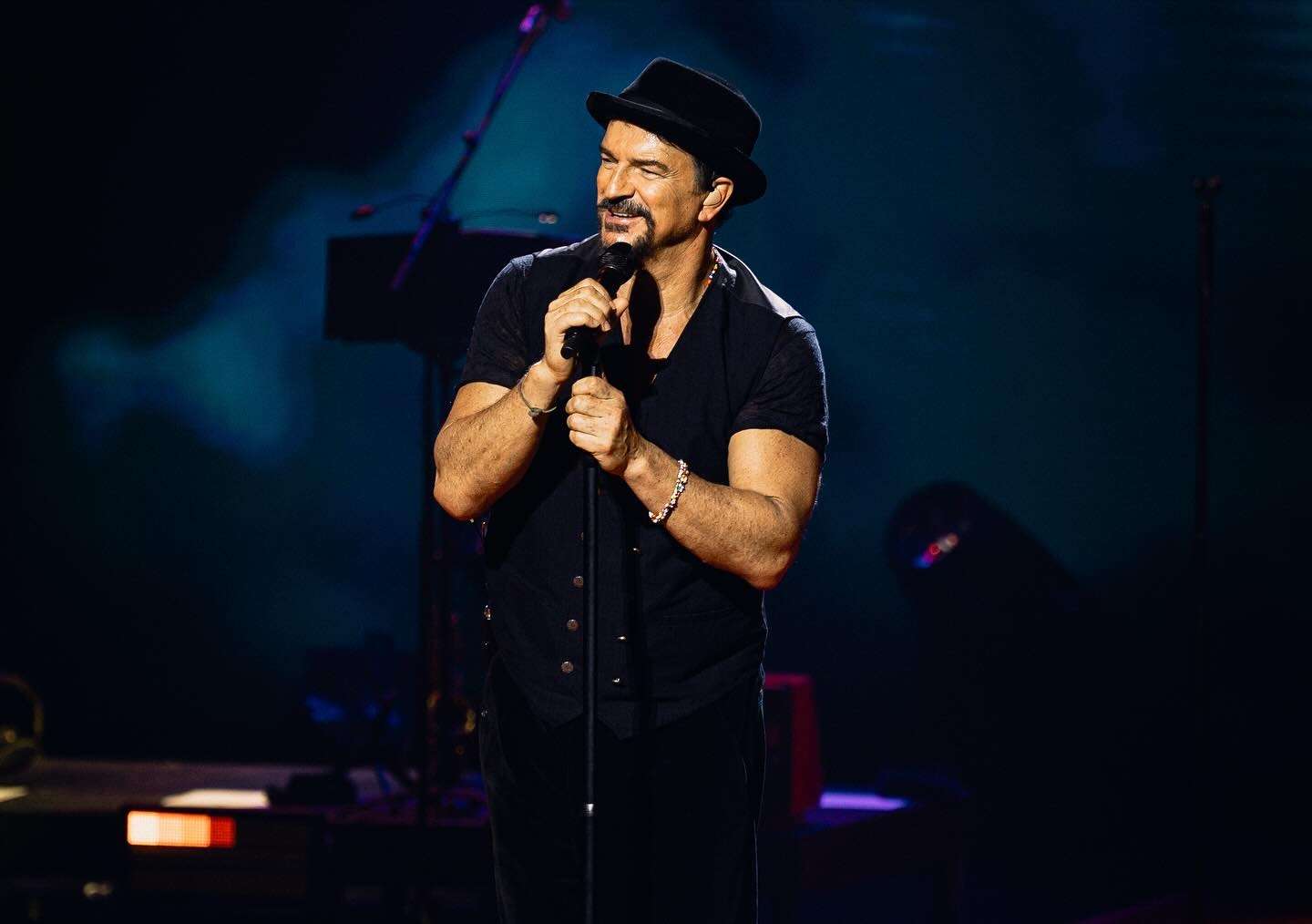 ¡Regresa a México! Ricardo Arjona anuncia legendario show 