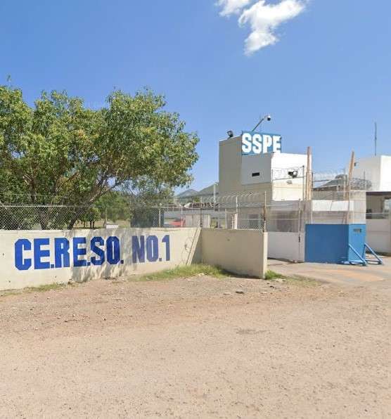 Entraron armados, nos hincaron y vaciaron la casa: denuncia custodio del Cereso