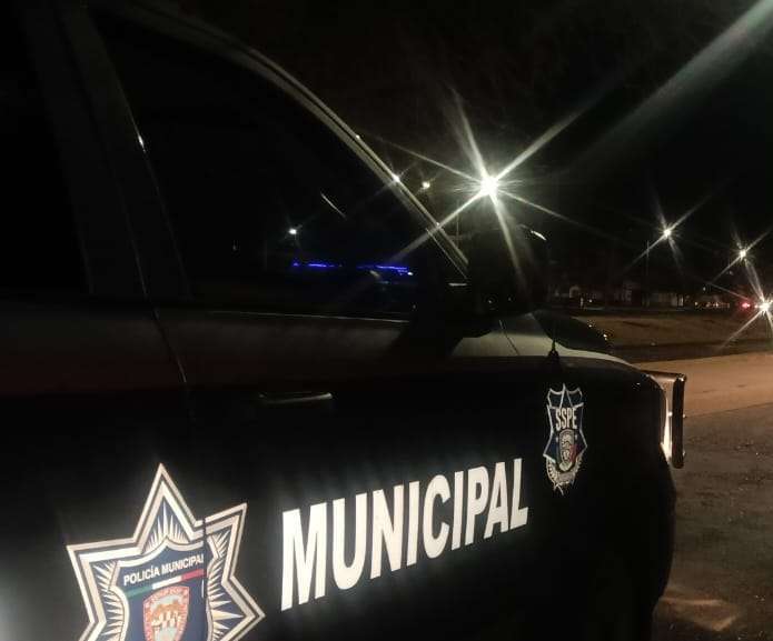  Golpean y asaltan a hombre al salir de un bar en Cuauhtémoc