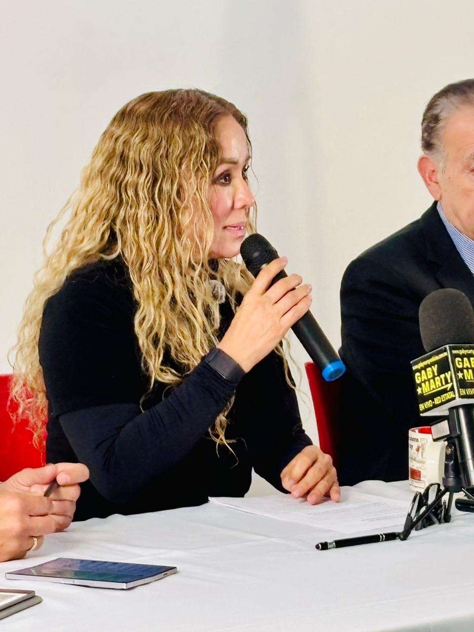 Avalan críticas al CCE tras salida de la AAA: Isela Molina