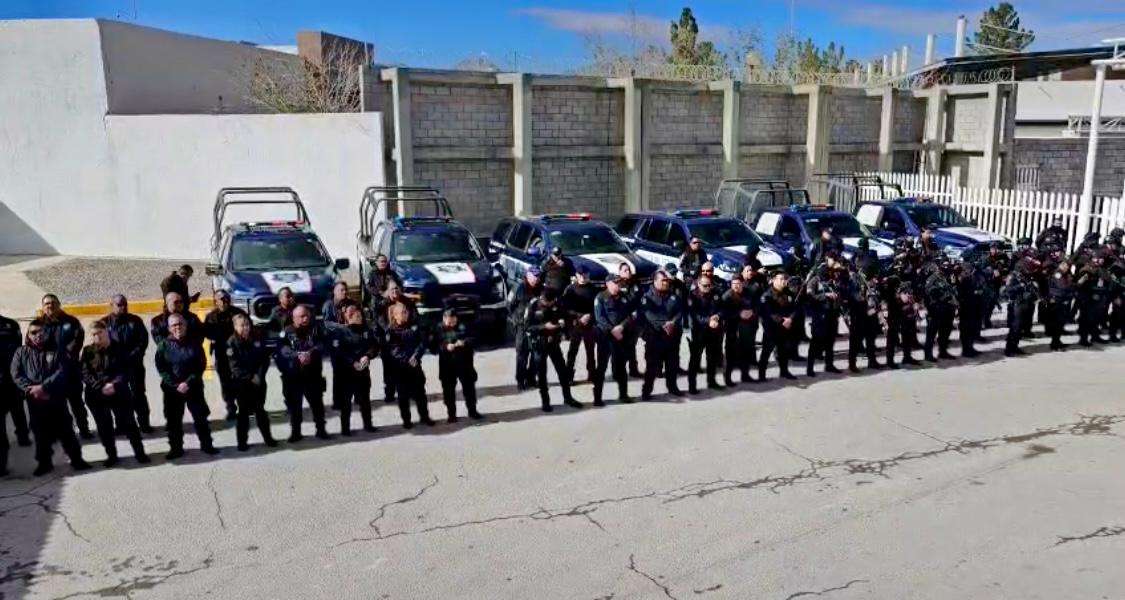 Rinden honores a policías caídos en el Cereso 3