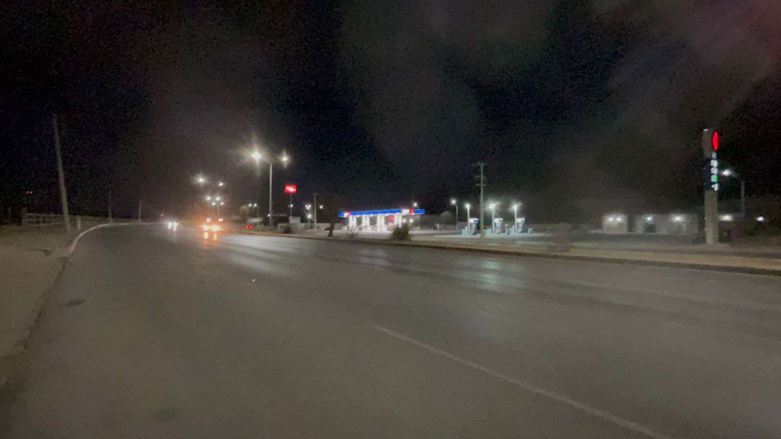 Piden mayor vigilancia en el R. Almada por autos a exceso de velocidad