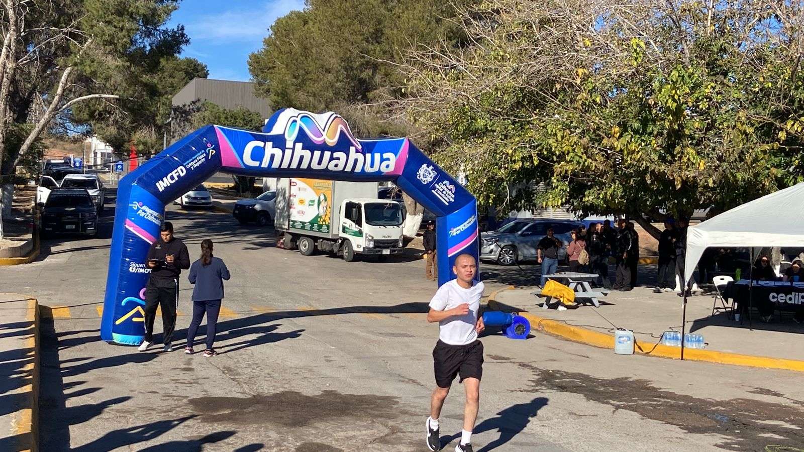 Celebran Día del Policía con menudo y actividades deportivas
