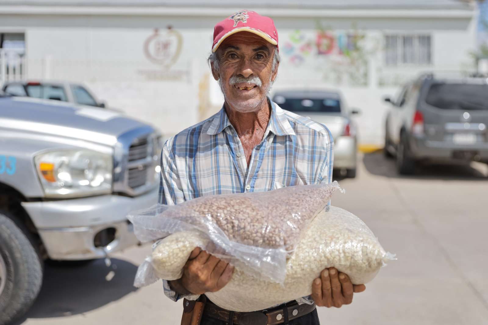 Distribuyen más de 2 mil toneladas de grano durante 2025 en la Sierra