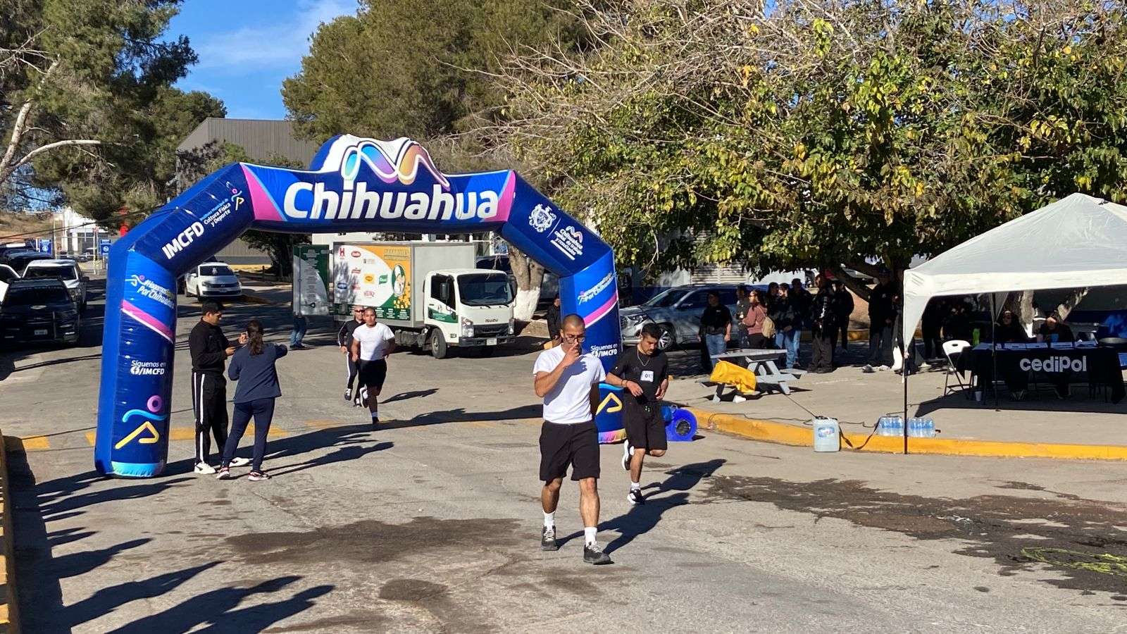 Celebran Día del Policía con menudo y actividades deportivas