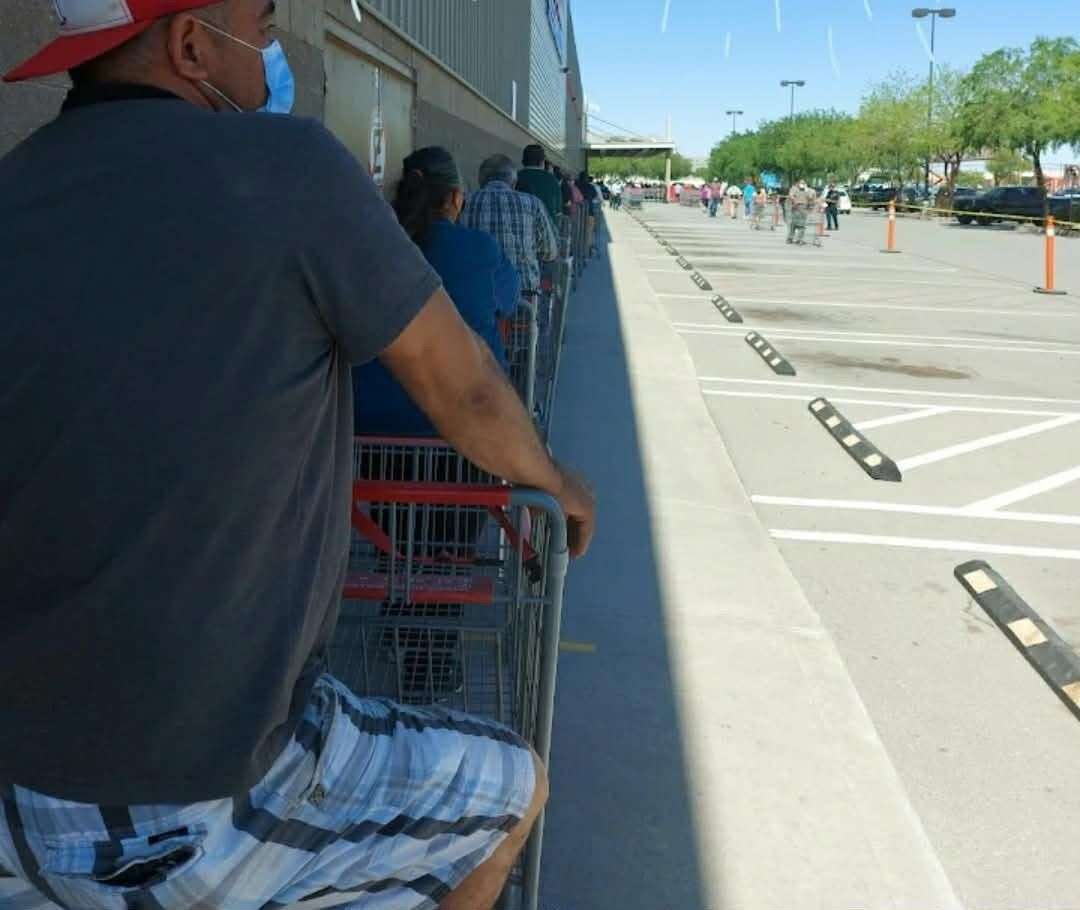Saturan compradores de roscas de reyes las tiendas