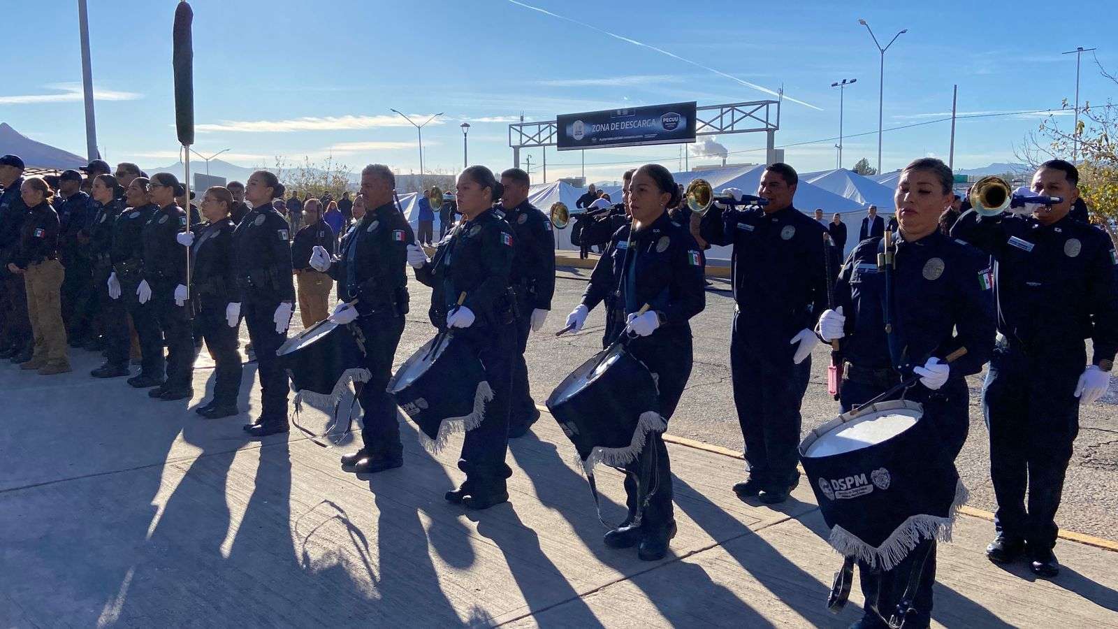 Rinden homenaje a policías caídos en Comandancia Sur