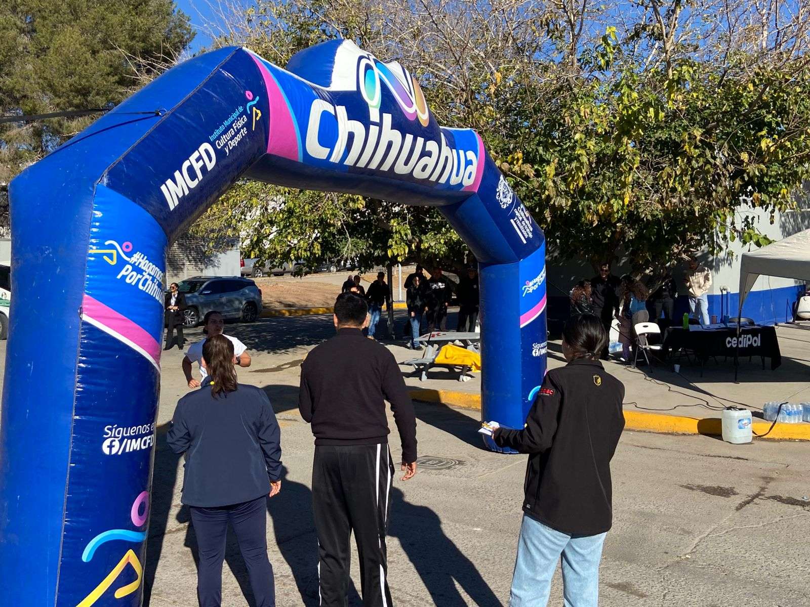 Celebran Día del Policía con menudo y actividades deportivas