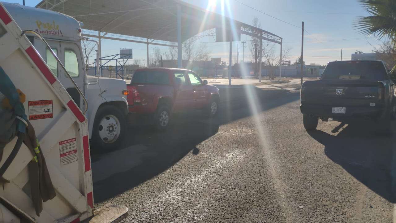 Exhortan a no obstruir el paso de camiones de basura