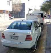 Recupera Policía Beta vehículo robado en pleno centro