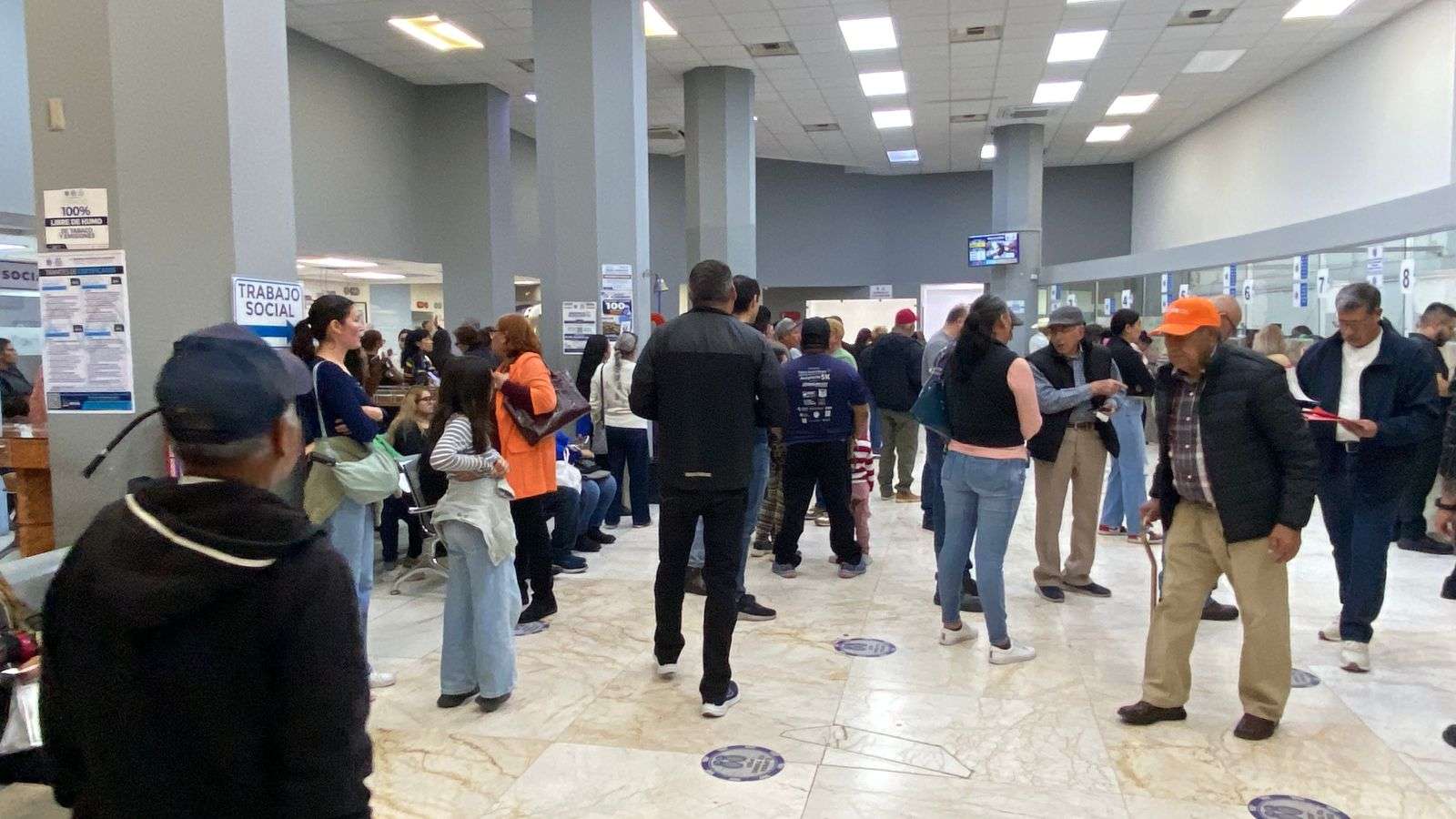 Acuden ciudadanos a pagar predial y aprovechar 12% de descuento