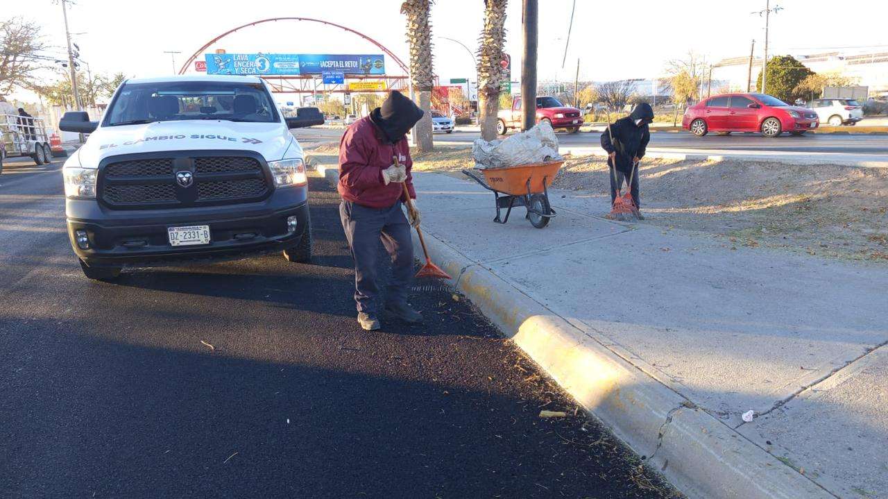 Limpian y dan mantenimiento a la Tecnológico y parque lineal Mar Azul