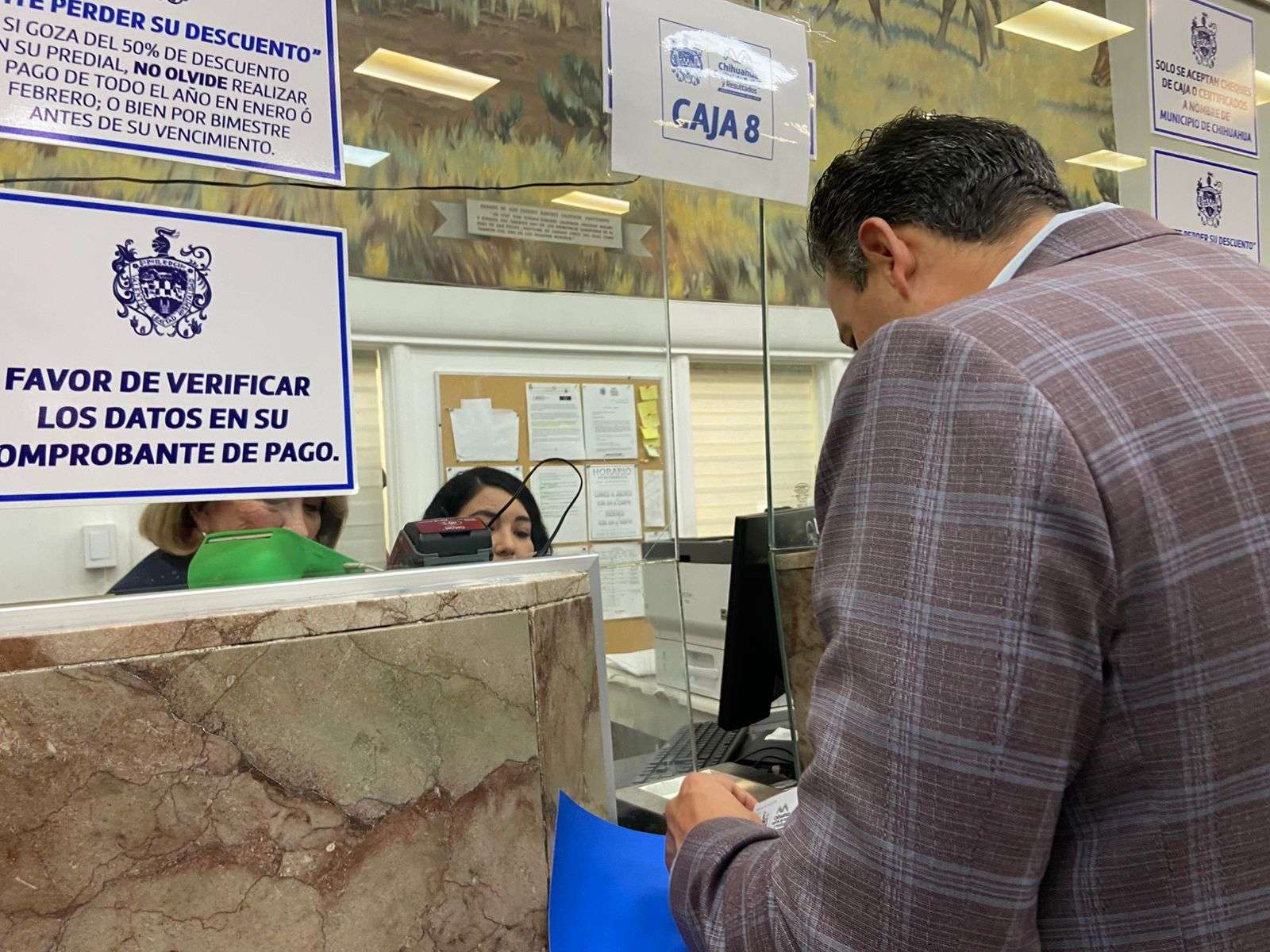 Paga Marco Bonilla más de $38 mil de predial por tres propiedades