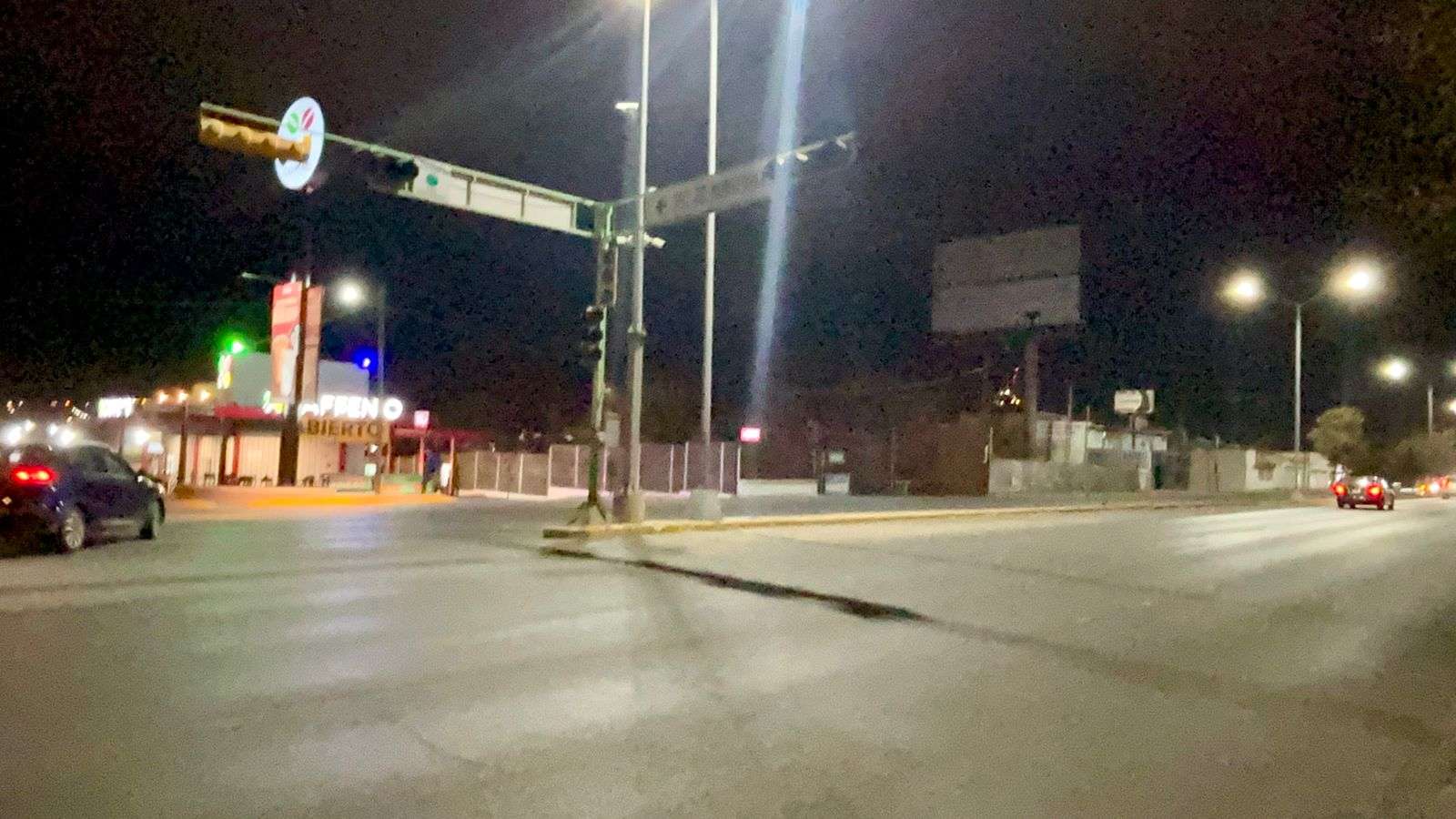 Persiste falla de semáforos a dos meses en la Heroico Colegio Militar