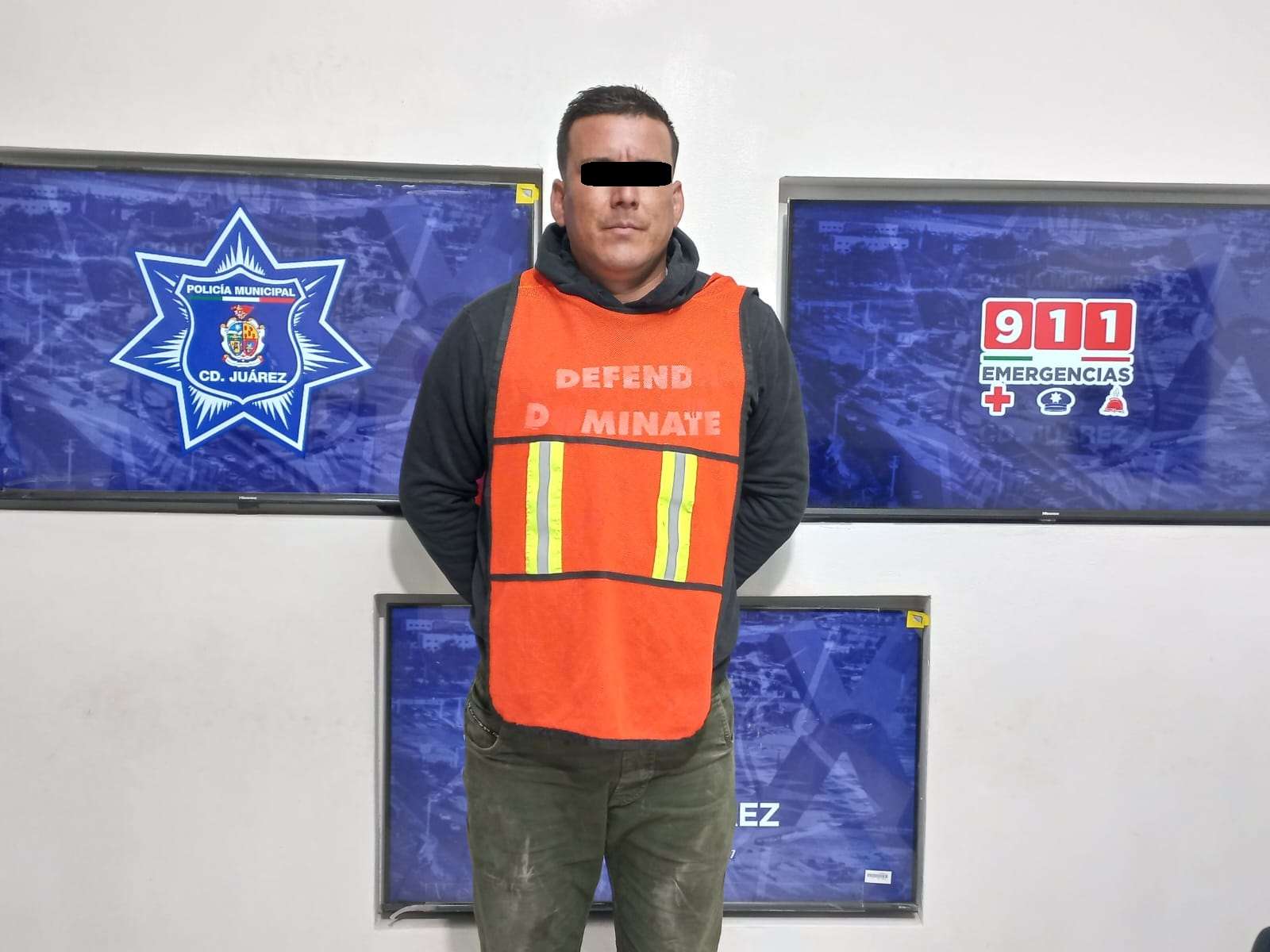 Detienen a hombre por tener un arma de fuego en Villa Residencial