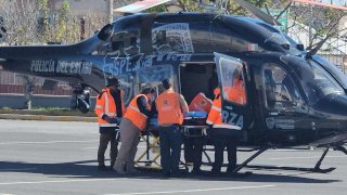 Lo trasladan vía aérea desde Juárez por quemaduras graves
