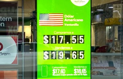 Sube ligeramente el dólar a $19.65 en Banco Azteca