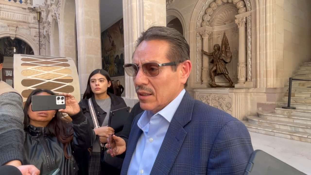 Pide Hacienda no usar coyotes en regularización vehicular