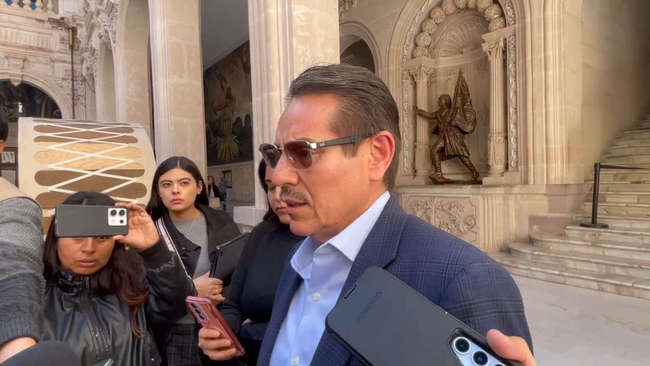 Pide Hacienda no usar coyotes en regularización vehicular