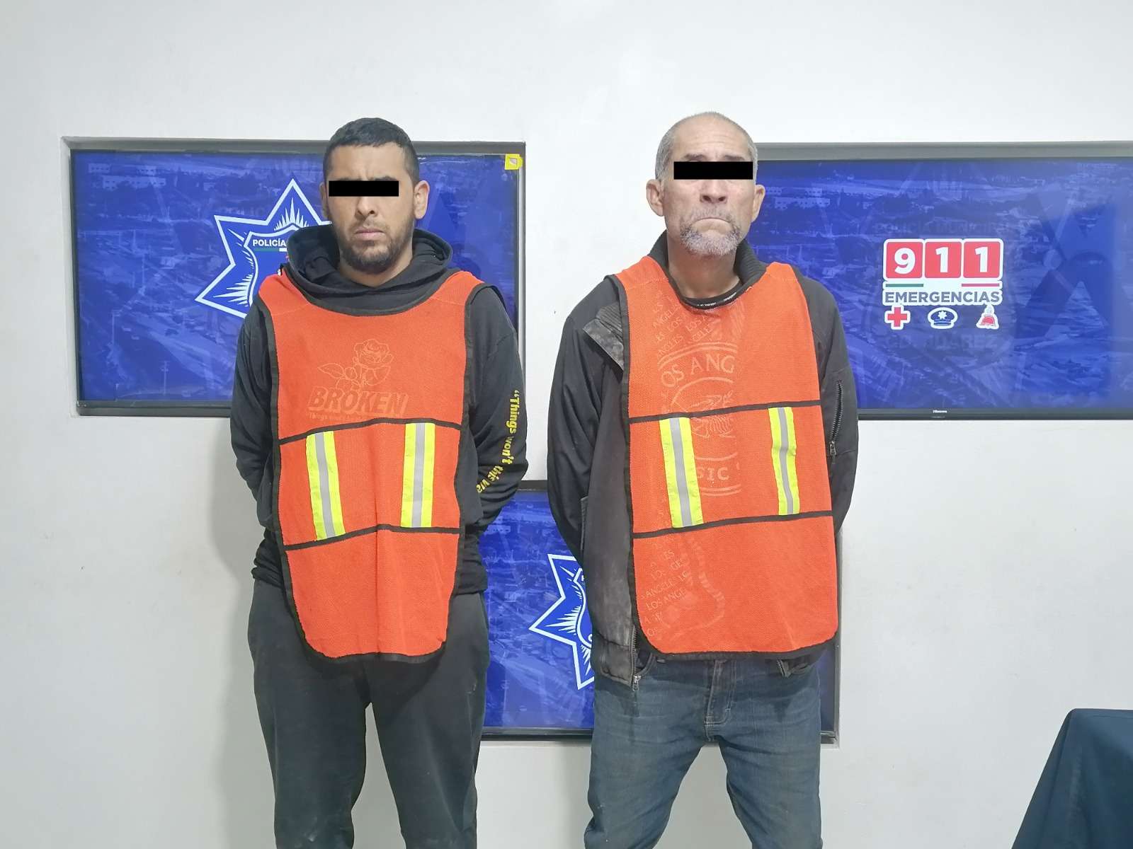 Los detienen por robar en tienda de conveniencia