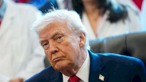 Anuncia Trump ataques por tierra contra cárteles mexicanos 