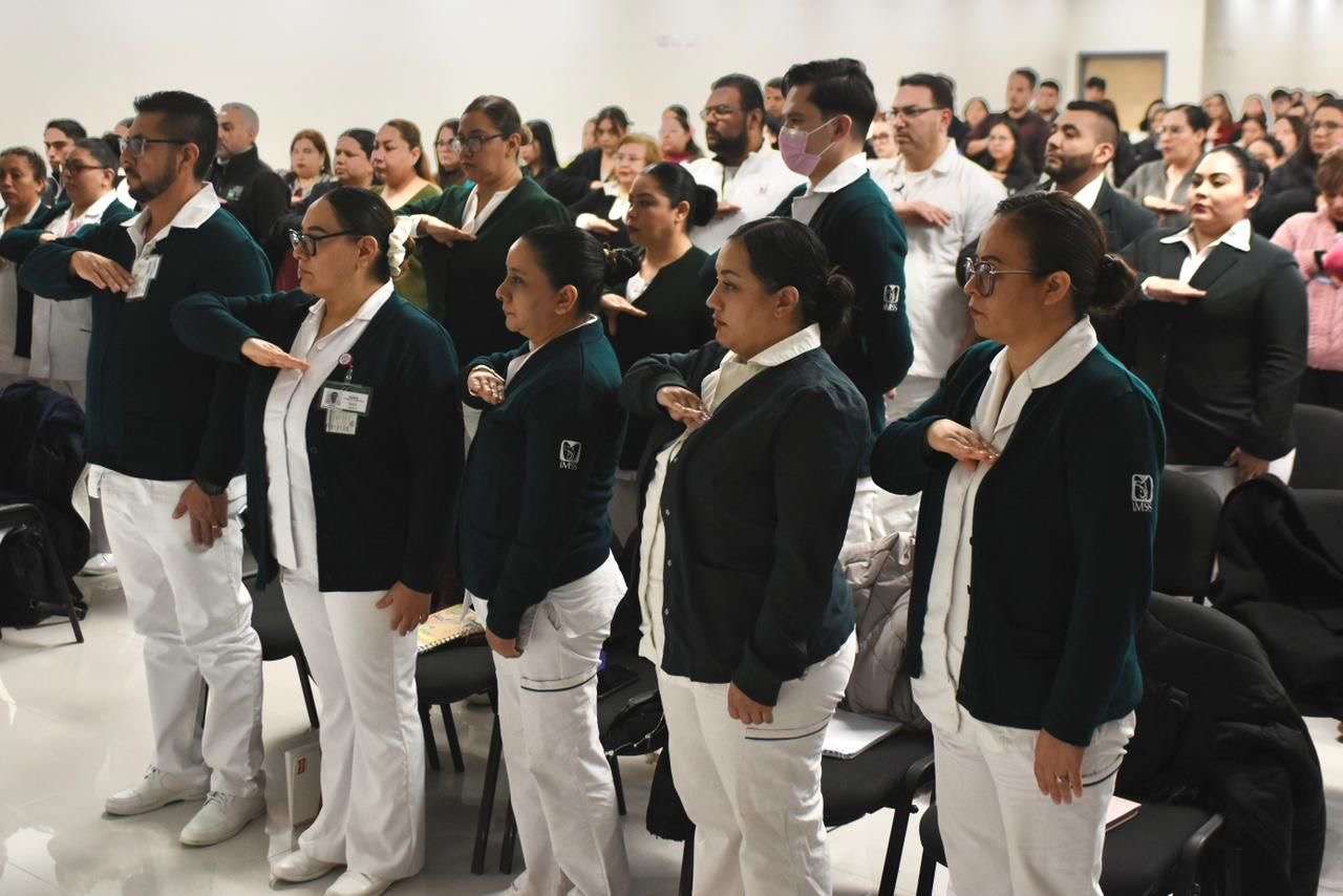 Impulsan capacitación en salud mental para personal de enfermería