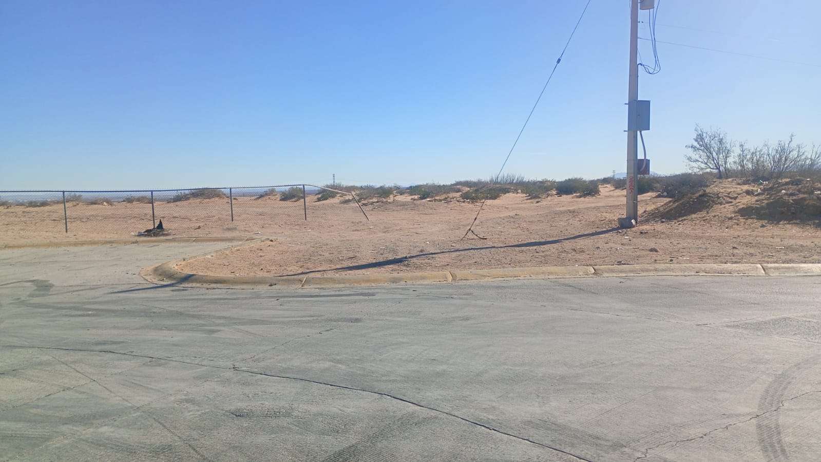 Limpian el Umbral del Milenio; piden a ciudadanía a conservarlo