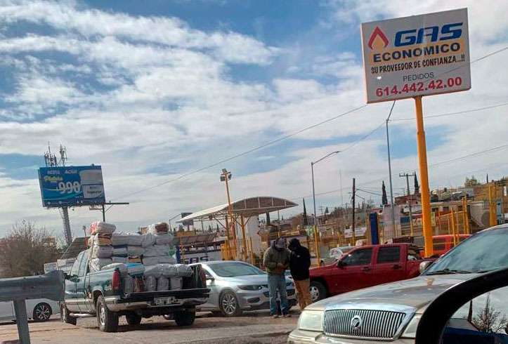 Aumenta venta de gas y leña por bajas temperaturas