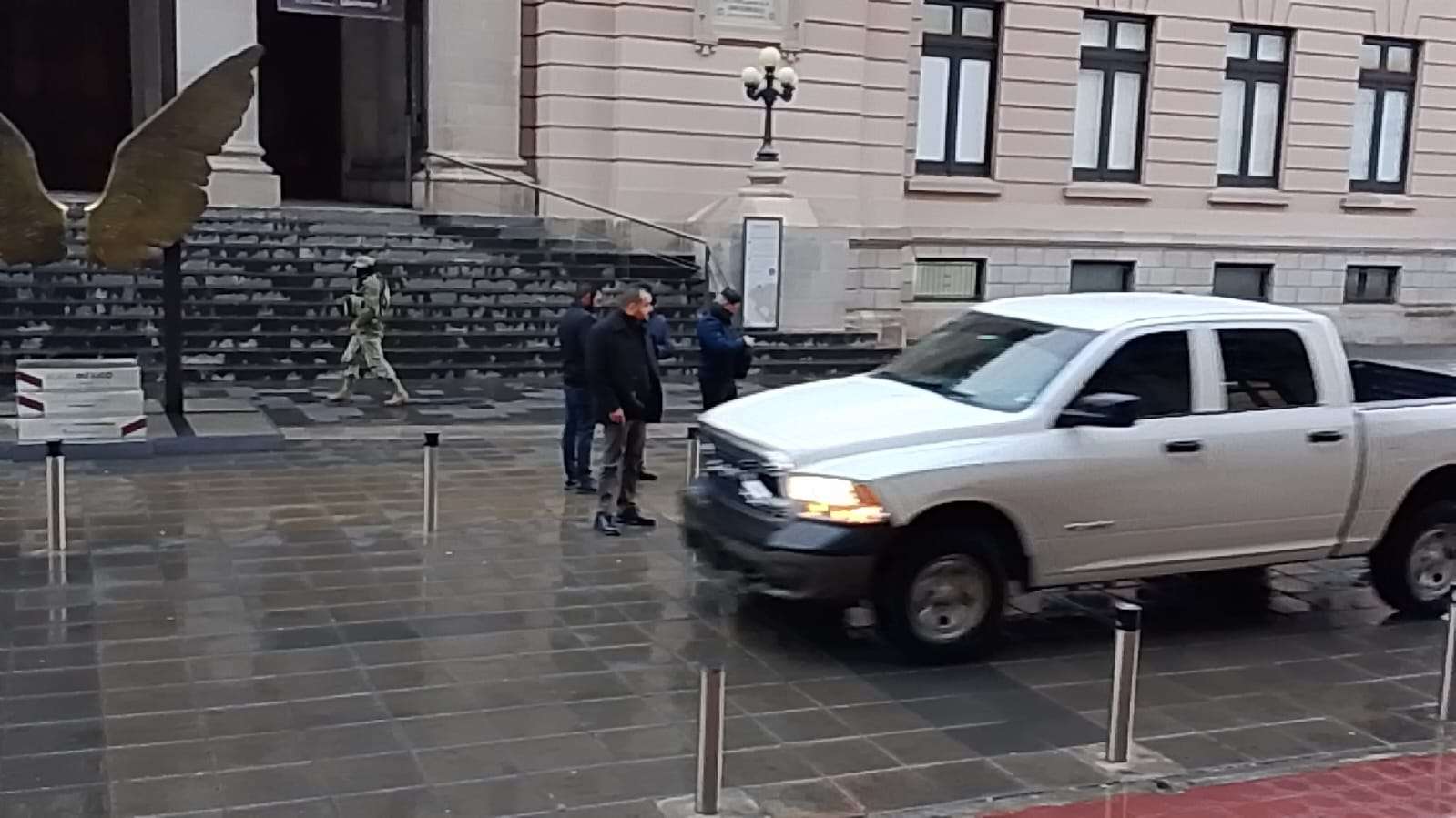 Se reúne mesa de seguridad en Palacio