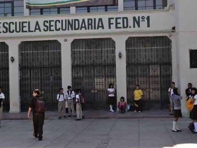 Normalidad y ausentismo parcial marcan el regreso a clases 