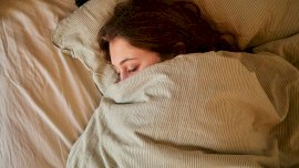 Puede mejorar tu salud tener una rutina de sueño 