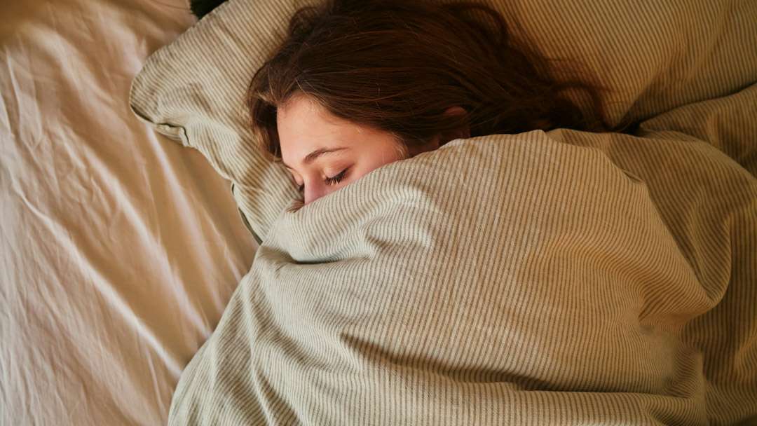 Puede mejorar tu salud tener una rutina de sueño 