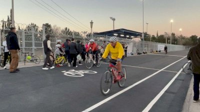 Entregan rehabilitación de ciclopista de la Ciudad Deportiva 