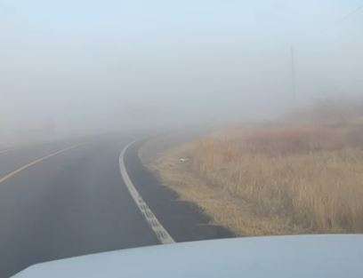 Alertan por niebla intensa en las Curvas del Perico