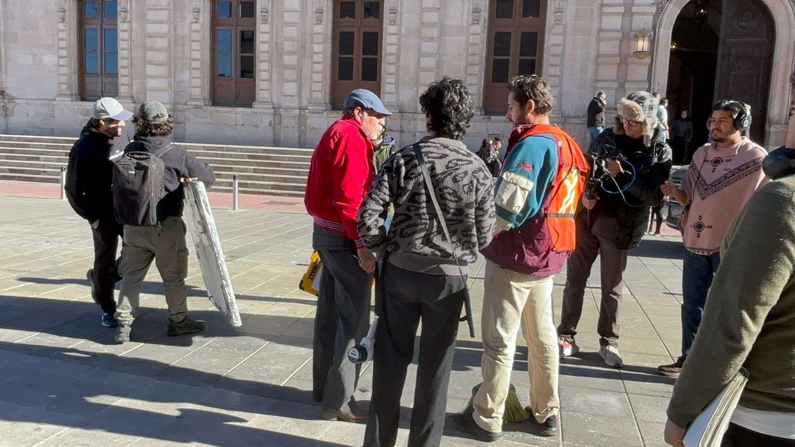 Realizan cortometraje frente a Casa Chihuahua