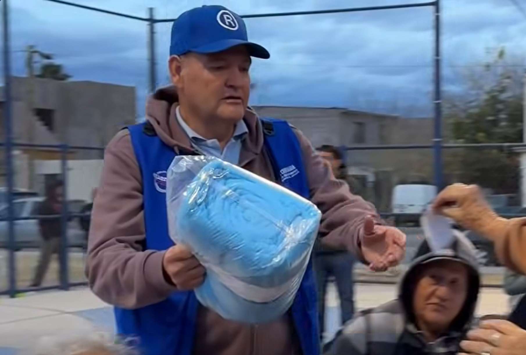 Despide Maru Campos a colaborador estatal con emotivo mensaje