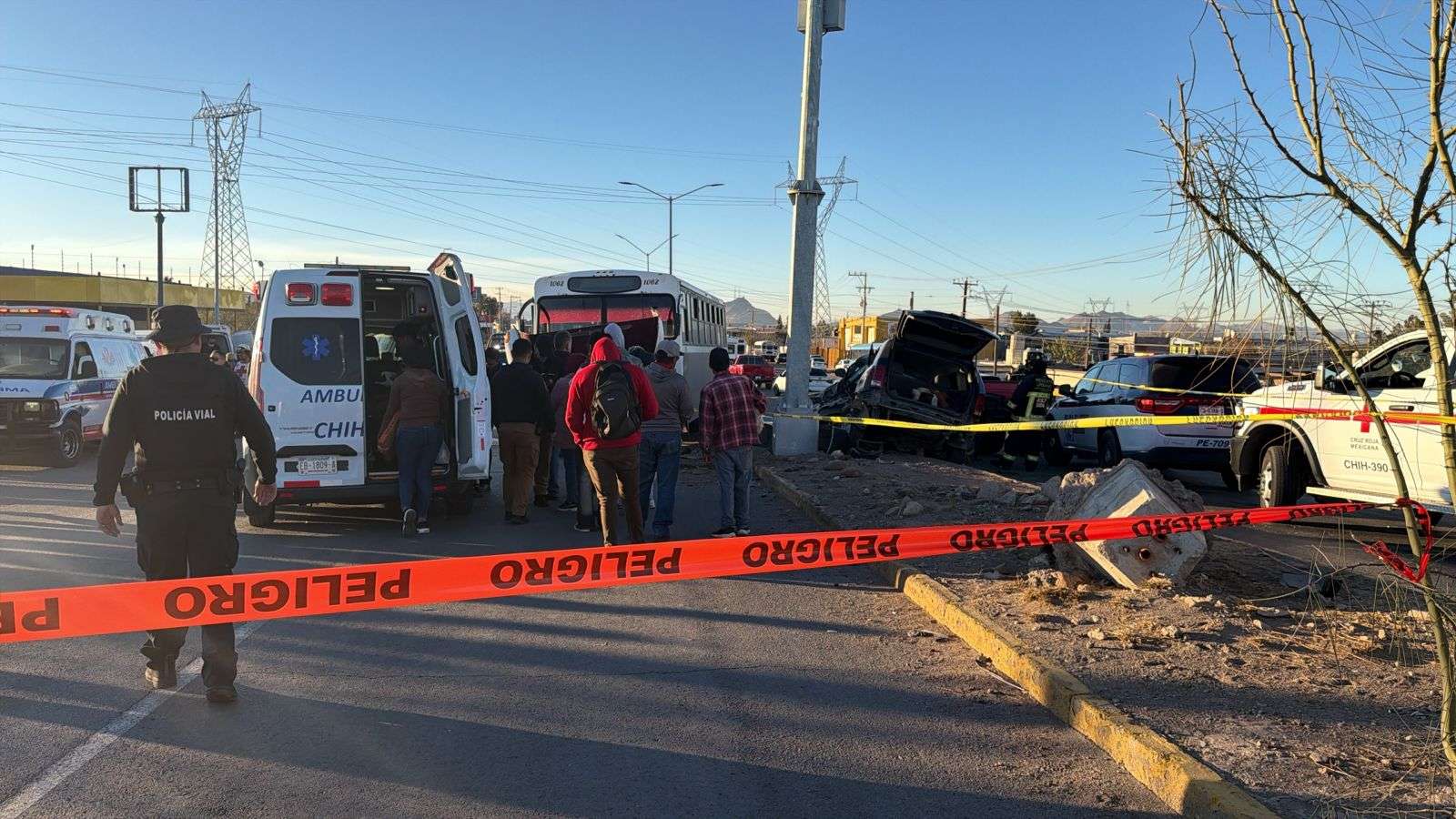 Deja choque en el R. Almada un muerto y 17 lesionados