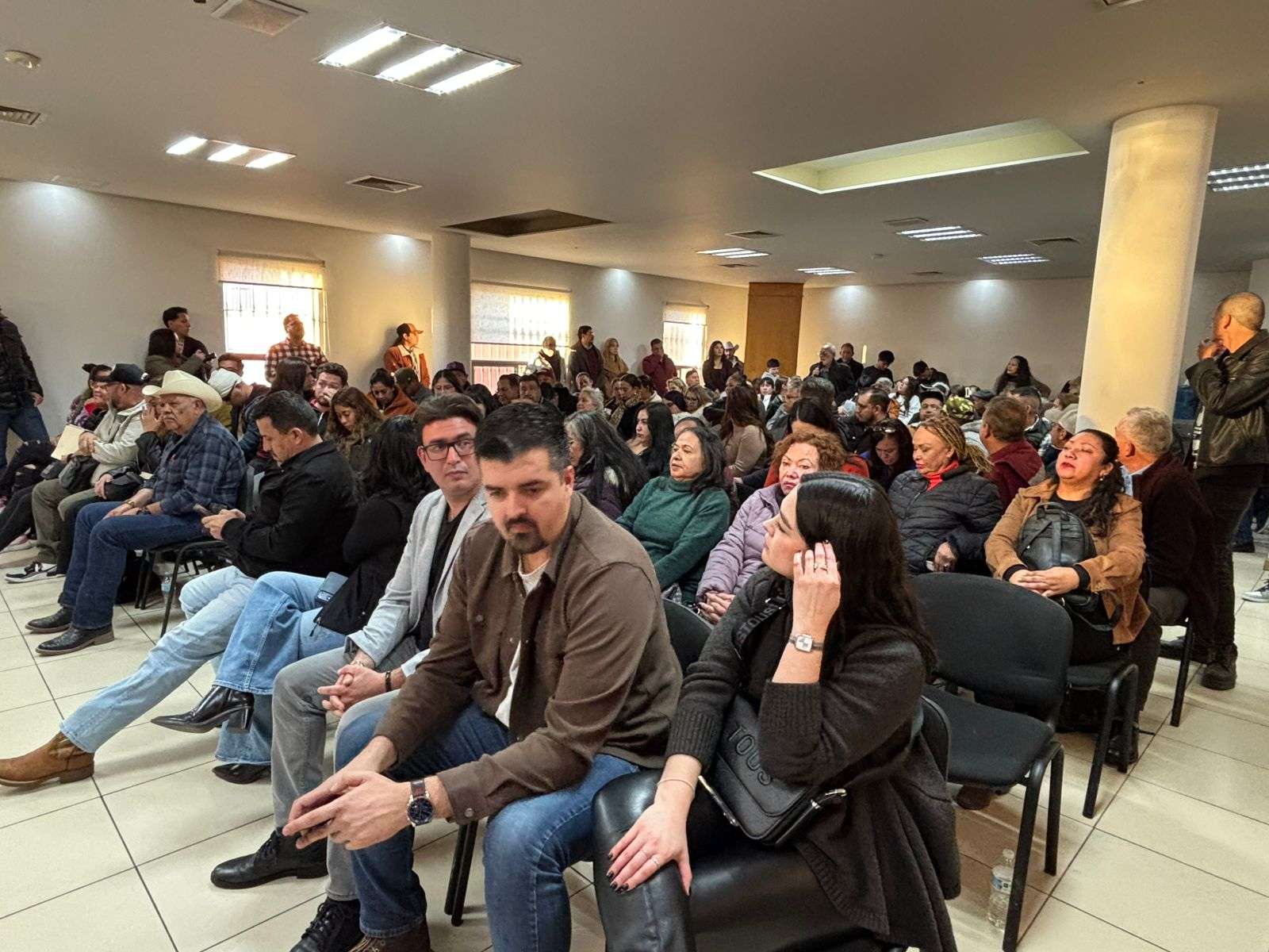 Presentan en Chihuahua el libro Grandeza de López Obrador