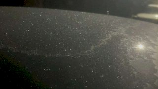 Vuelven a cubrirse de hielo miles de vehículos por frío intenso