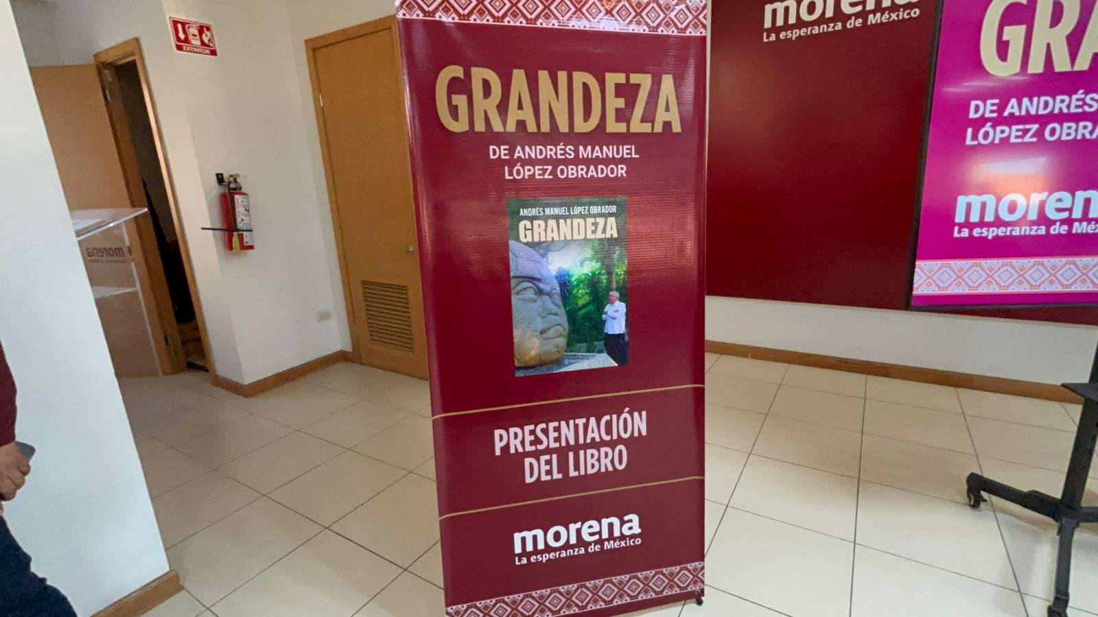 Presentan en Chihuahua el libro Grandeza de López Obrador