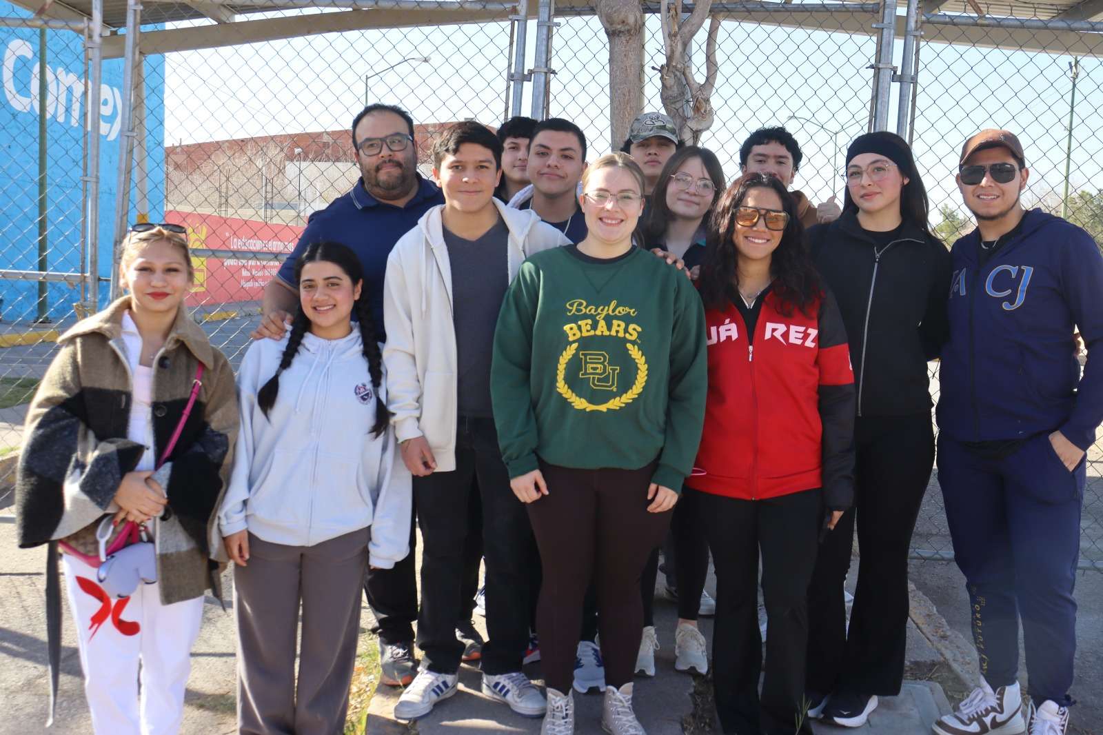 Viajan juarenses a fase estatal de levantamiento de pesas