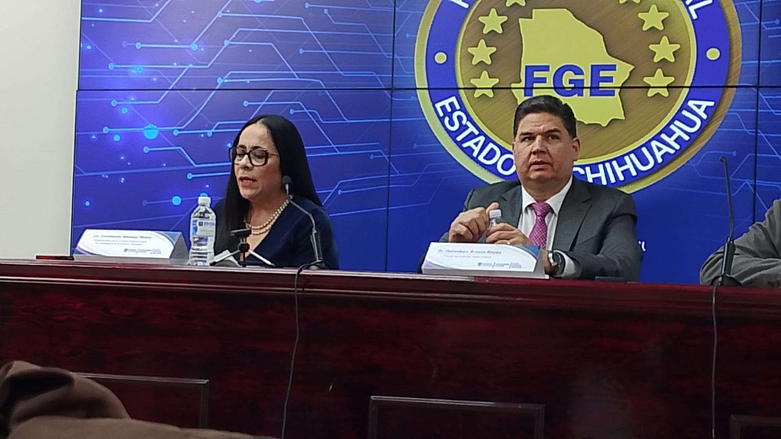 Detienen a uno por difundir imágenes sexuales alteradas de adultos y menores