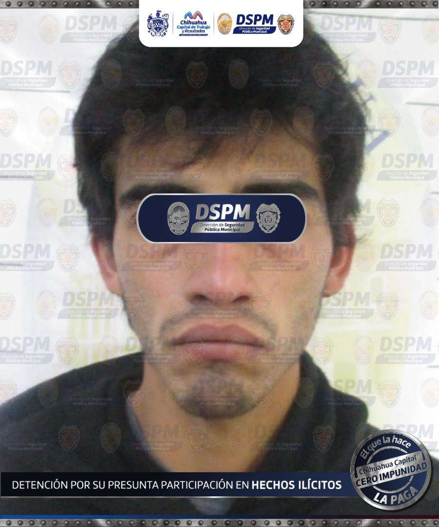 Detienen municipales a ladrón por robar en Feria de Santa Rita