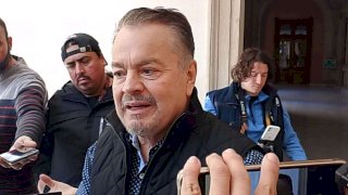 Advierte senador riesgos democráticos en la reforma electoral