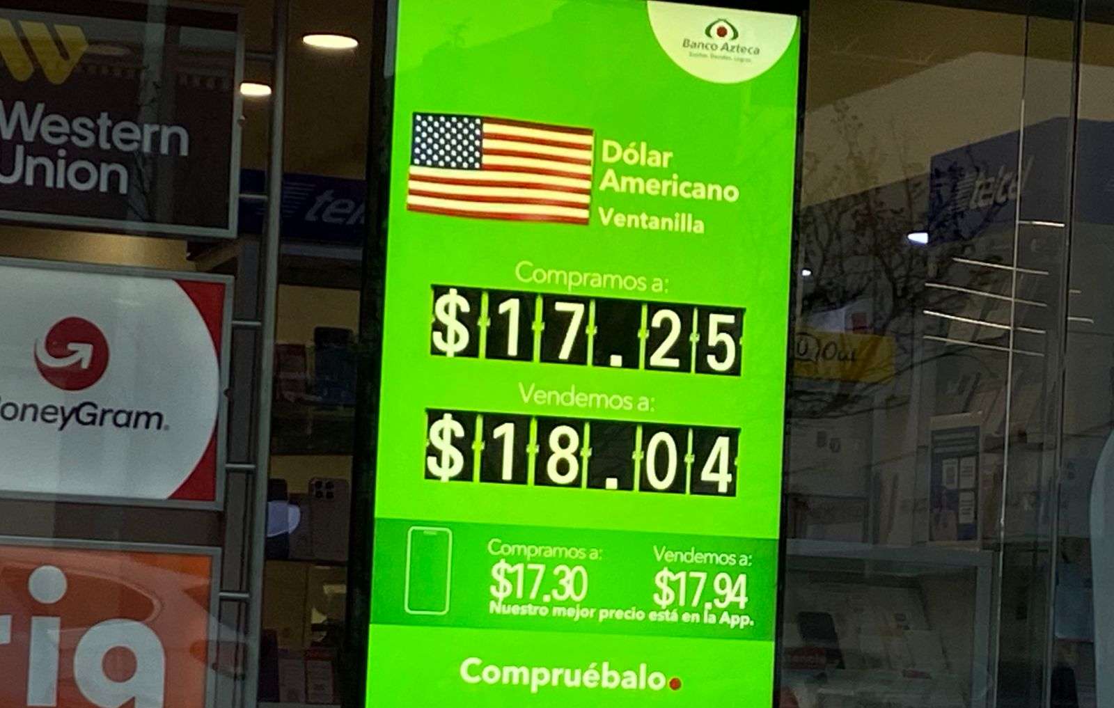 Baja el dólar a $18.25 en casa de cambio Camnosa