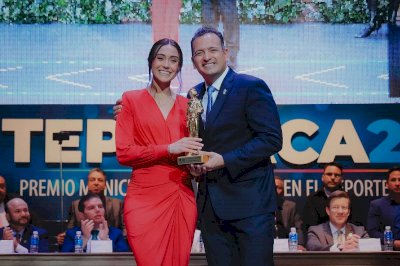 Gana Victoria Chávez López el Teporaca de Oro 2025