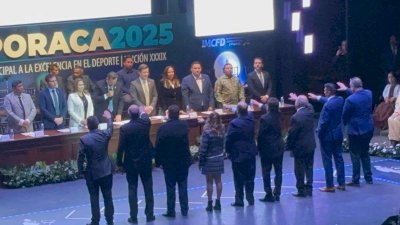 Presentan a deportistas ganadores del premio Teporaca 2025