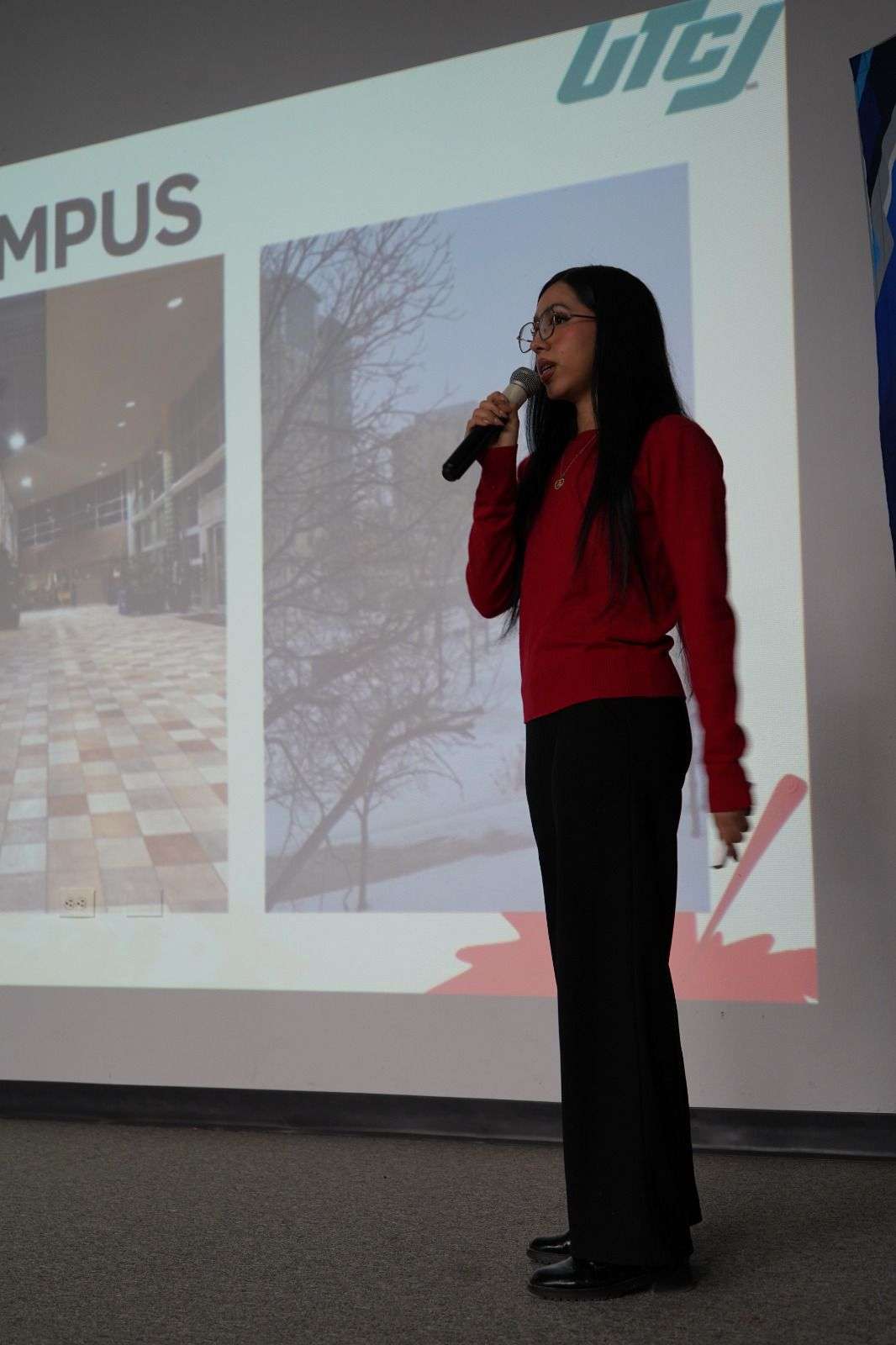 Regresa alumna de UTCJ de Canadá
